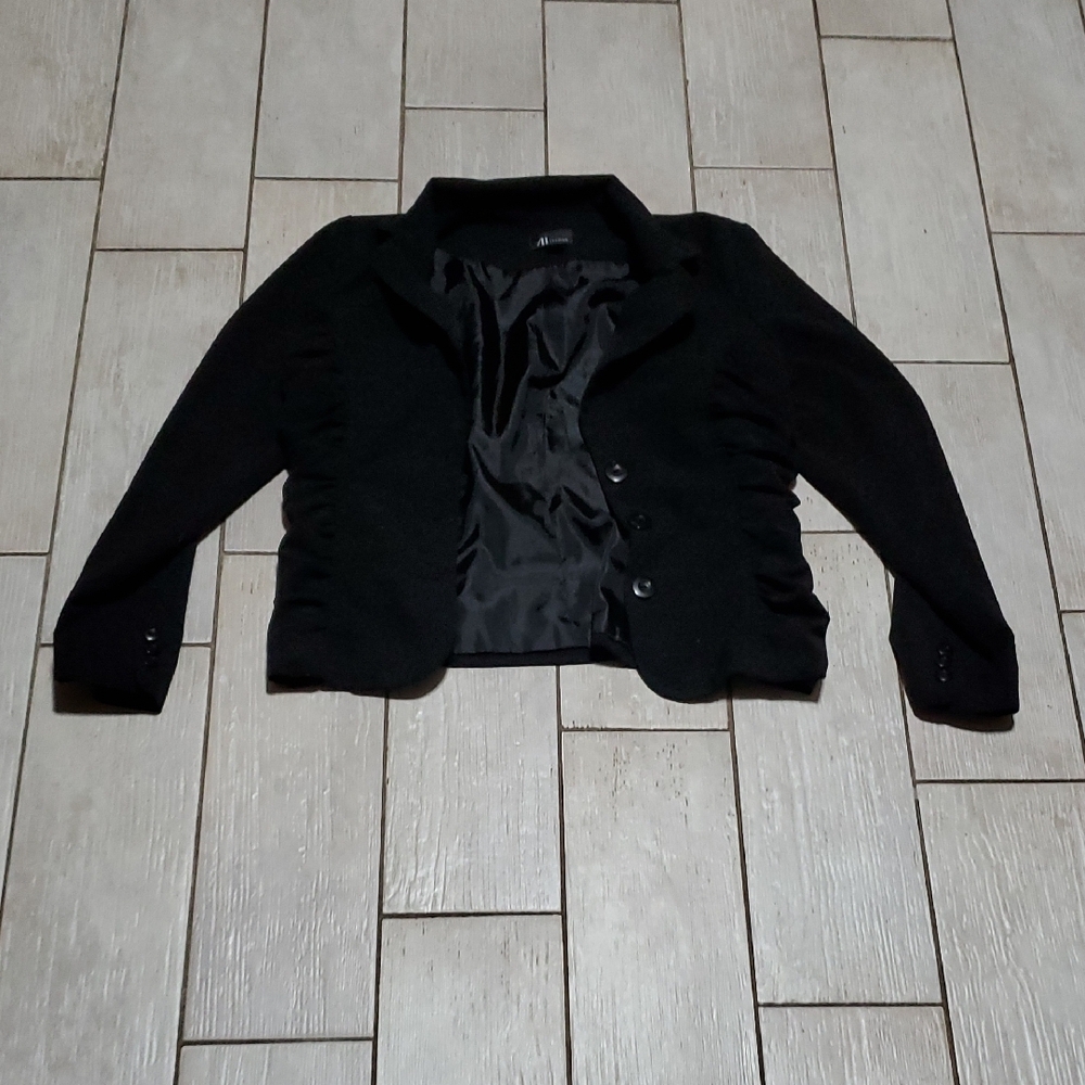 AB Studios Black Jacket - Women's 6, Ruching on Sides, 3 Button Closure - Picture 1 of 4